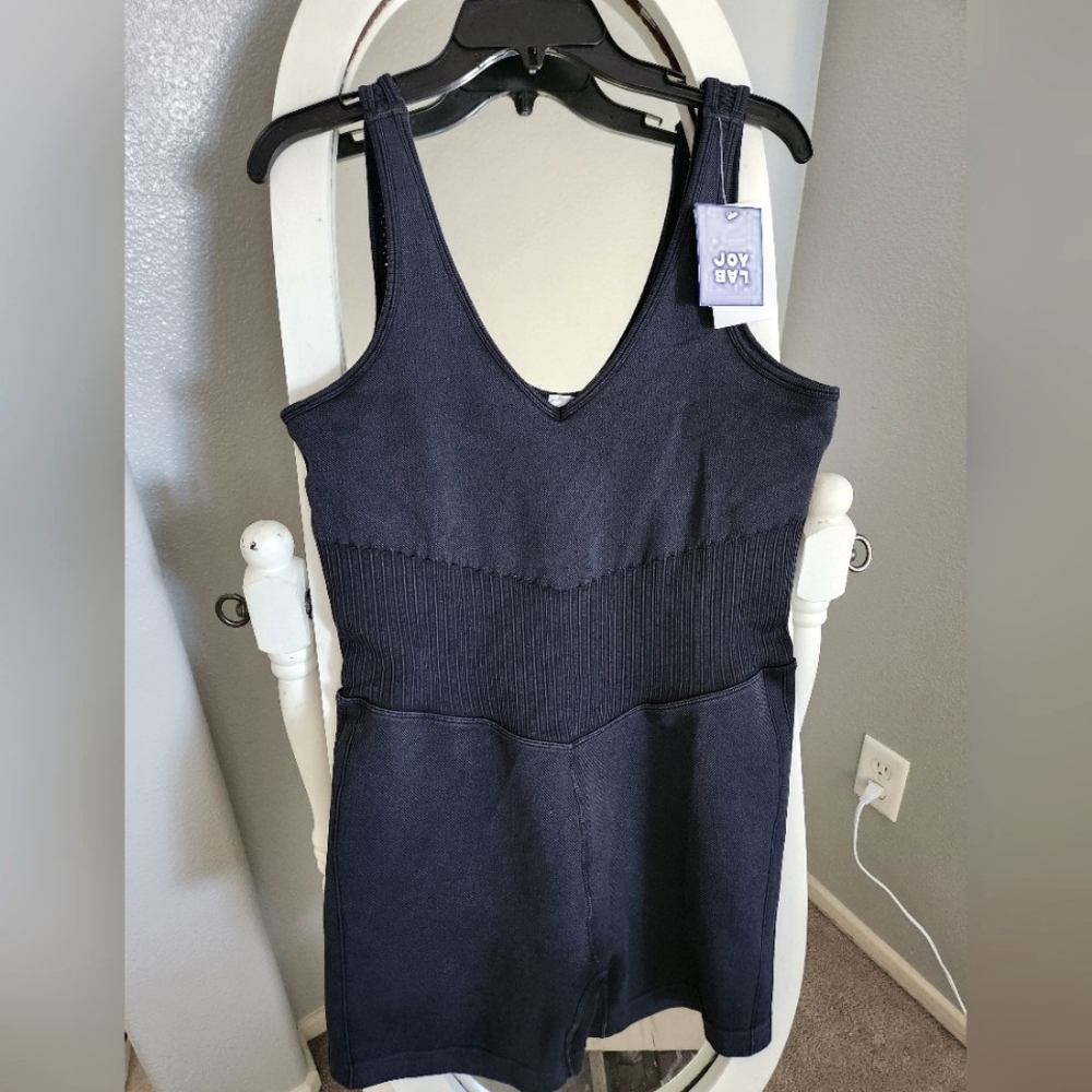 Joy Lab Black Sleeveless Jumsuit - Picture 1 of 4